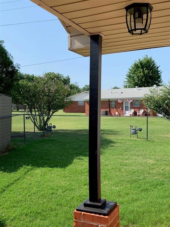 Building Photo - 826 Russell Cir