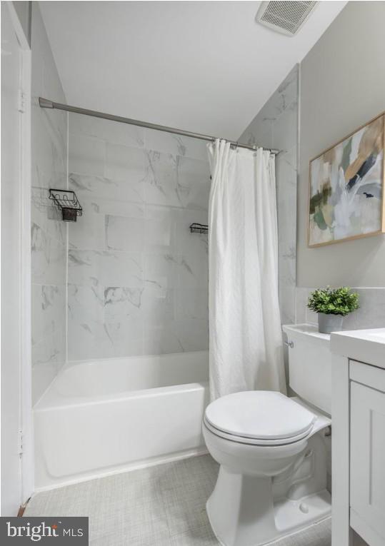 Building Photo - 5822 Burke Manor Ct