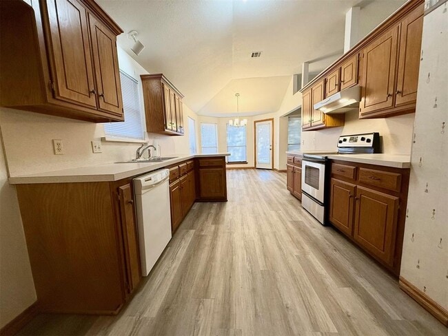 Building Photo - 405 Edwards Dr