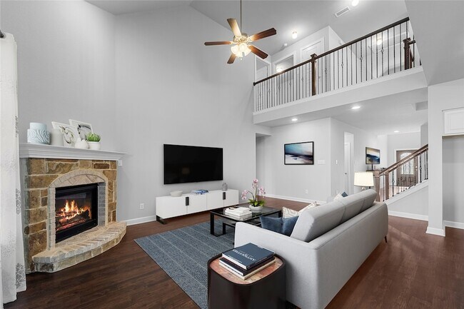 Building Photo - 1296 Carlsbad Dr