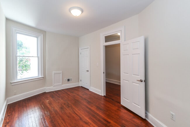 Building Photo - 3532 11th St NW