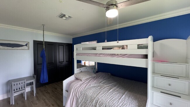 Building Photo - $2,995.00 - 3 Beds / 2 Baths, no deposit option available!