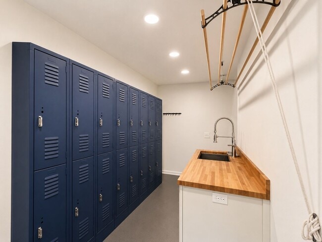 Building Photo - 7632 Auden Trail