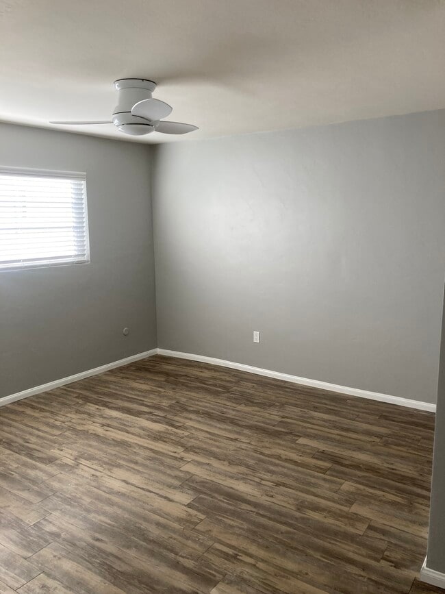 Building Photo - 3345 Herman Ave