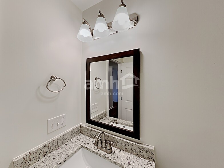 Building Photo - 503 Oriole Farm Trail