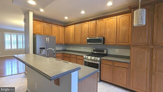 Building Photo - 3954 Royal Lytham Dr