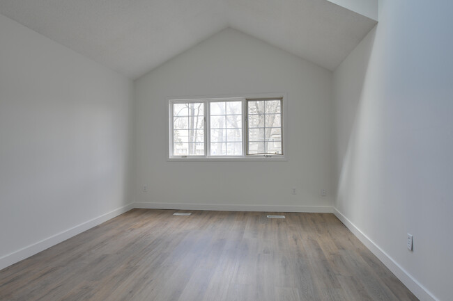 Living Room - 2042 Pathways Dr