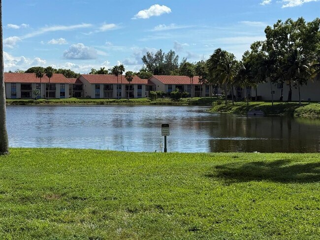 Building Photo - 1520 Windorah Way