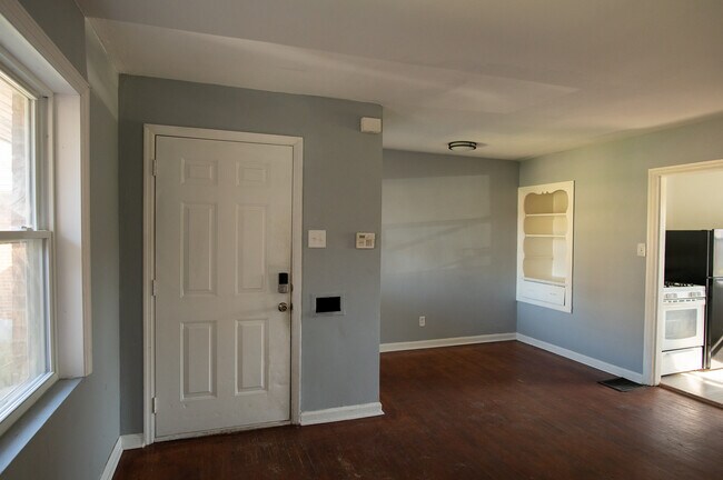 Building Photo - 3668-3674 Karwin Dr