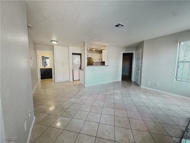 Building Photo - 3604 Di Salvo Dr