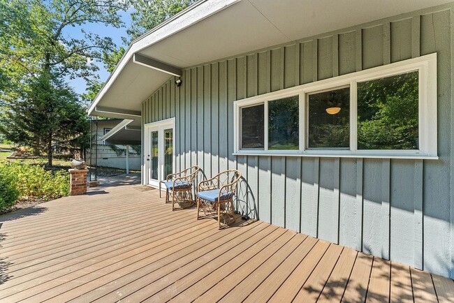 Building Photo - 16 Duvall Ln