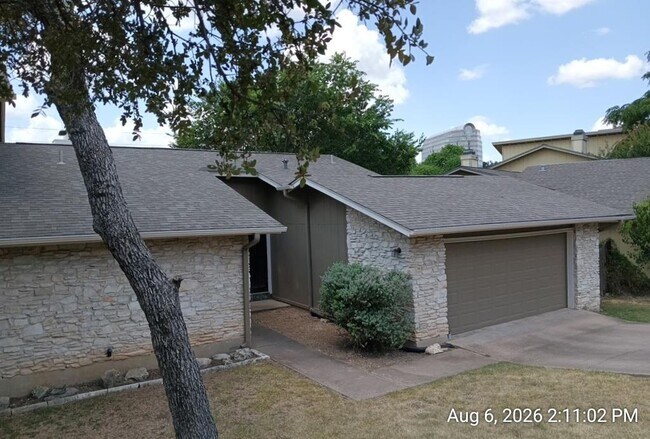 Building Photo - 9100 Wildridge Dr