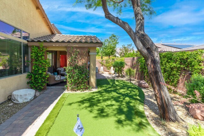 Building Photo - Spacious Mountain’s Edge Home with Den, Sunroom, 3-Car Garage & Private Spa Retreat