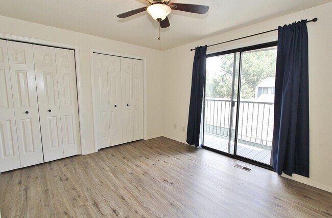 Building Photo - 3021 S Windstream Ln