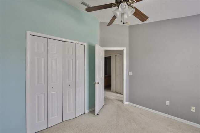 Building Photo - 9815 Carlsdale Dr