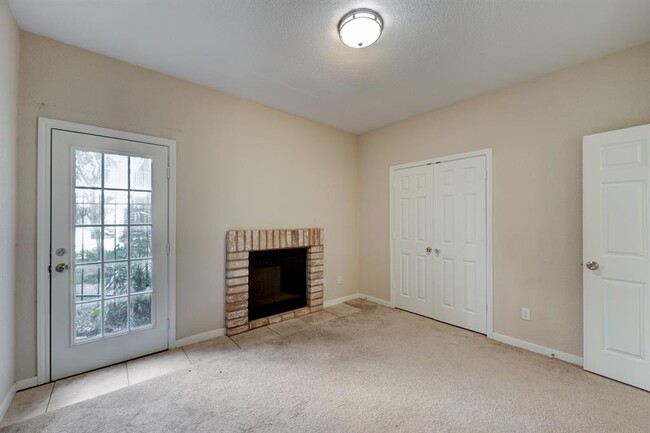 Building Photo - 2400 N Braeswood Blvd