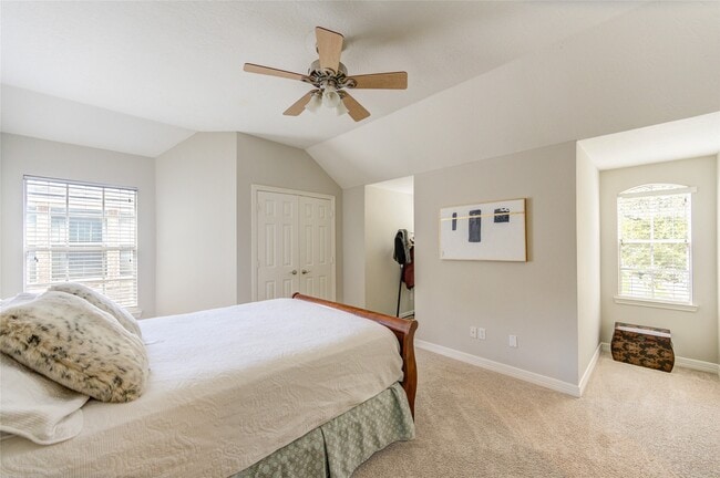 Building Photo - 5318 Pebble Way Ln