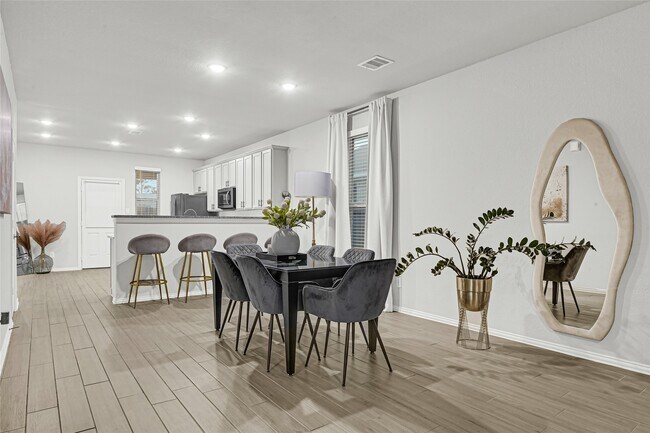 Building Photo - 31607 Eldorado Ln