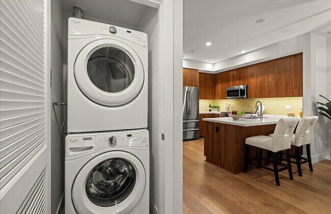 Building Photo - 1101 W El Camino Real