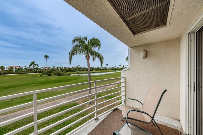 Building Photo - 6151 Bahia Del Mar Blvd S