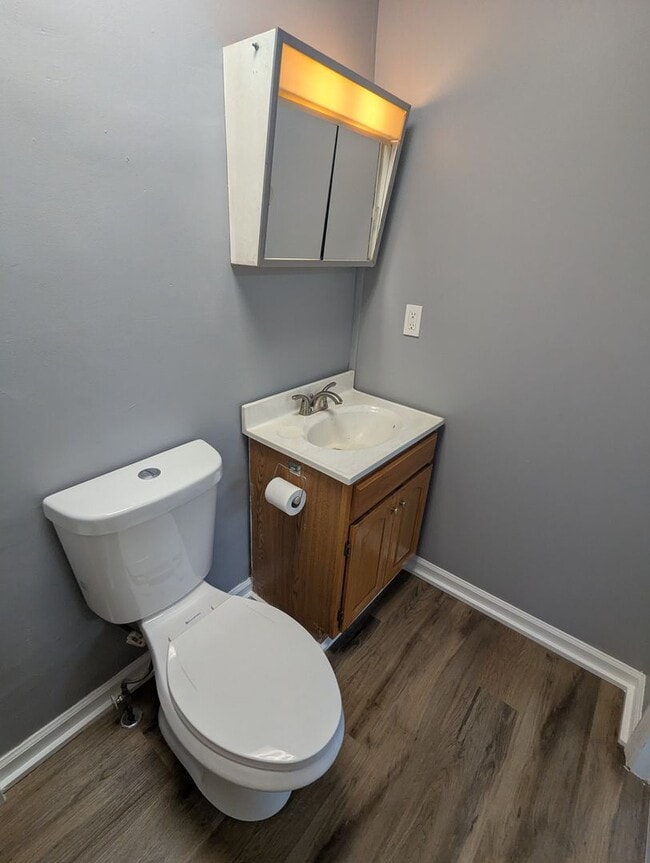 Building Photo - 640 3rd Ave