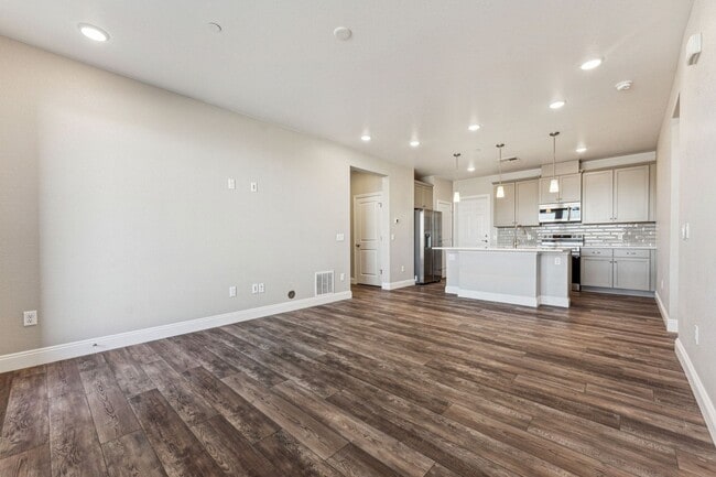 Building Photo - 16860 Askins Lp