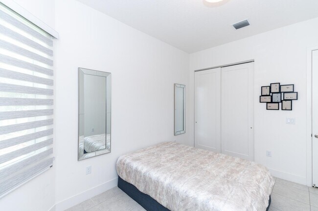 Building Photo - 15210 Seaglass Terrace Ln