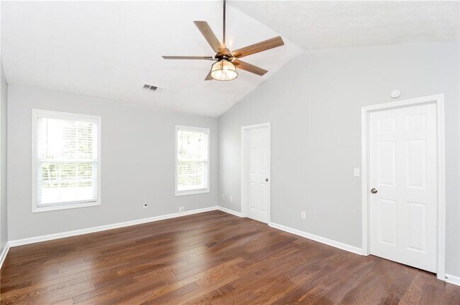 Building Photo - 96 Charleston Pkwy