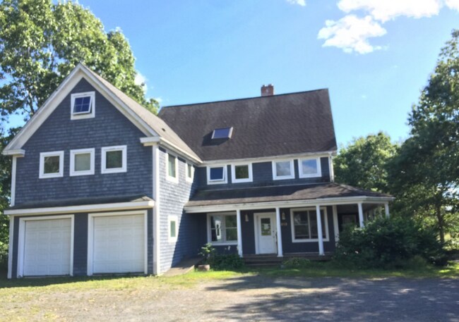 Building Photo - 352 E Hadley Rd