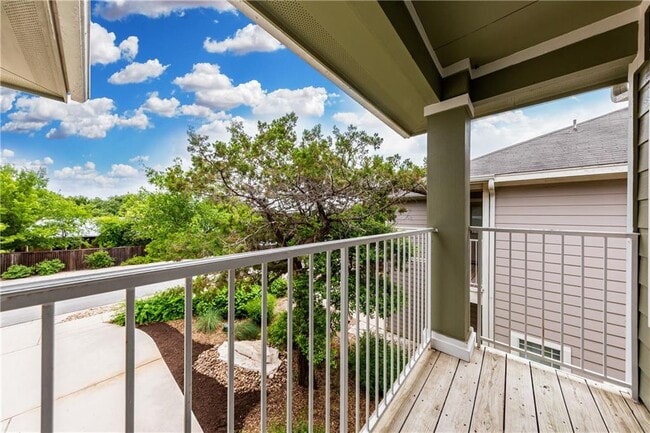 Building Photo - 8805 Mountain Shadows Cove