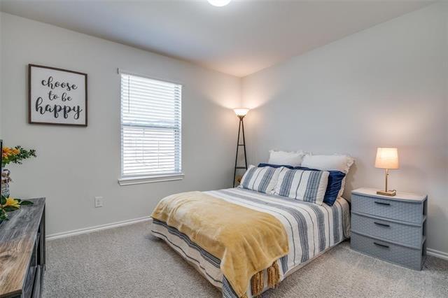 Building Photo - 2526 Brookside Dr