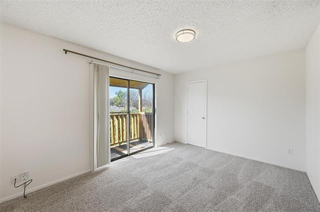 Building Photo - 504 Kings Way Dr