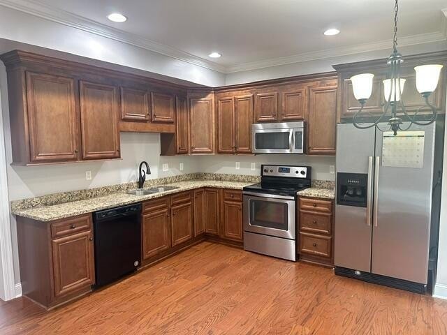 Building Photo - 1695 Stonebriar Dr NE