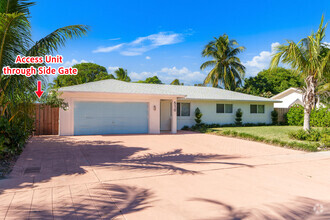 Building Photo - 510 Coral Way