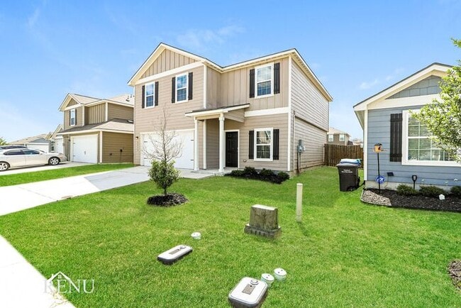 Building Photo - 2815 Praline Ferry