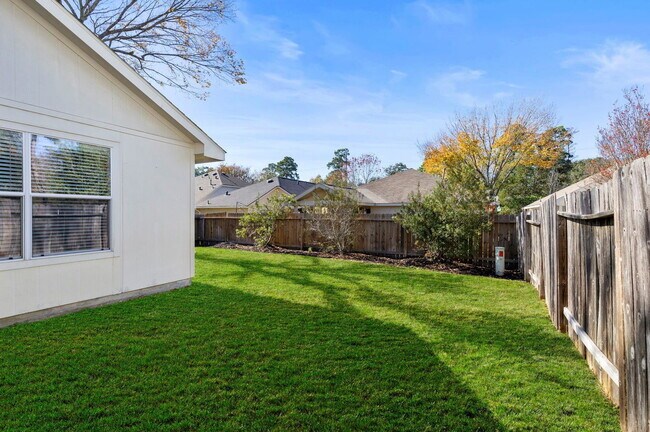 Building Photo - 31 Bark Bend Pl
