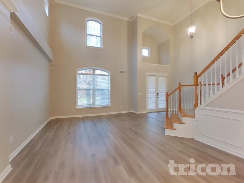 Building Photo - 5507 Rosehall Pl