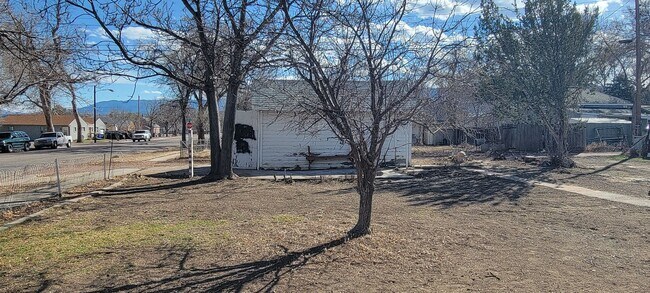 Building Photo - 3 bedroom 2 bath home