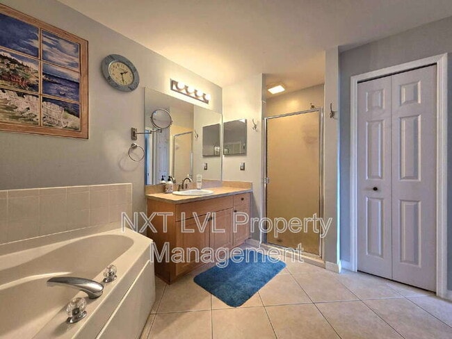 Building Photo - 2507 Embers Pkwy W