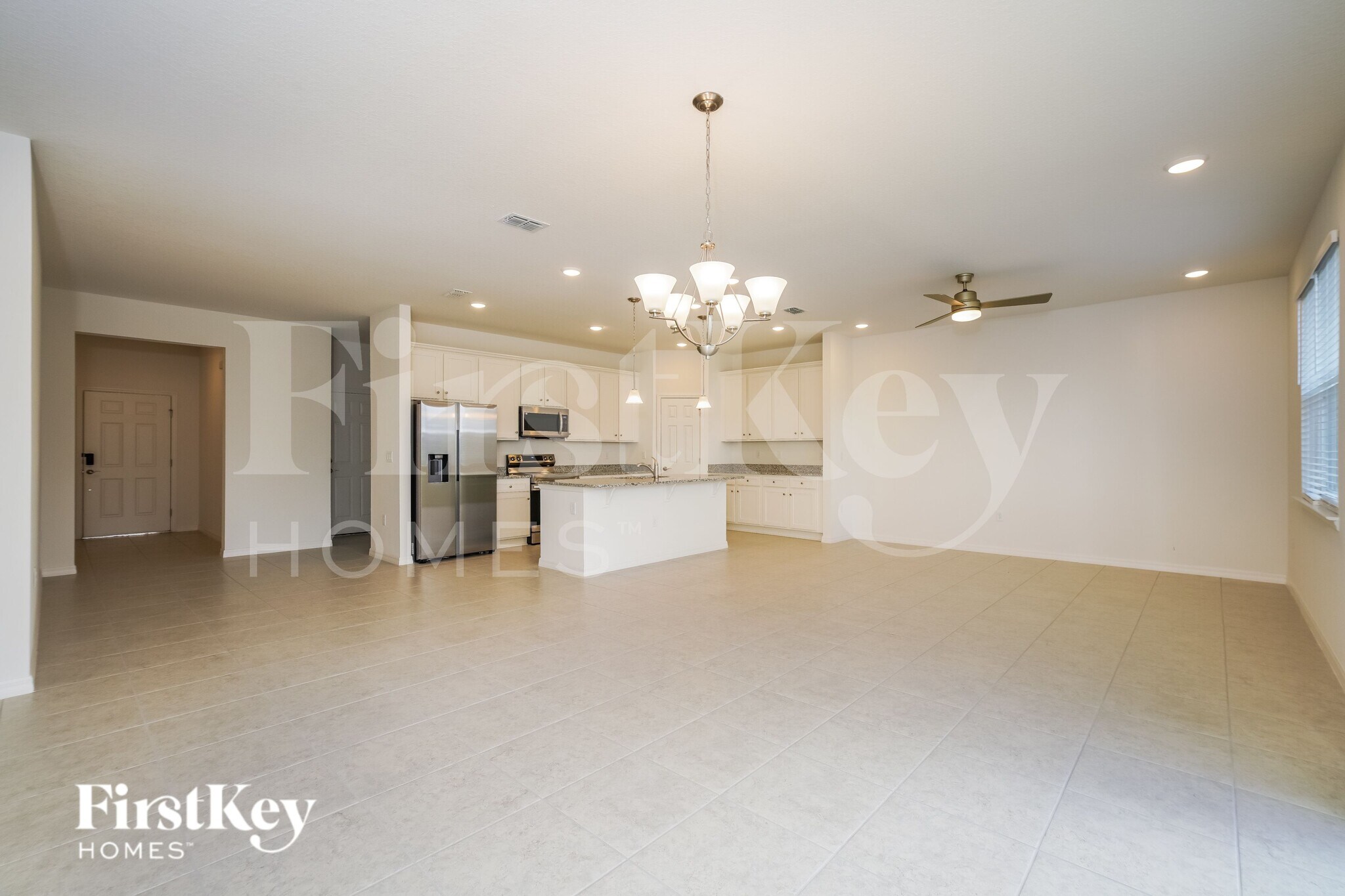 Building Photo - 1573 Isleta Lp