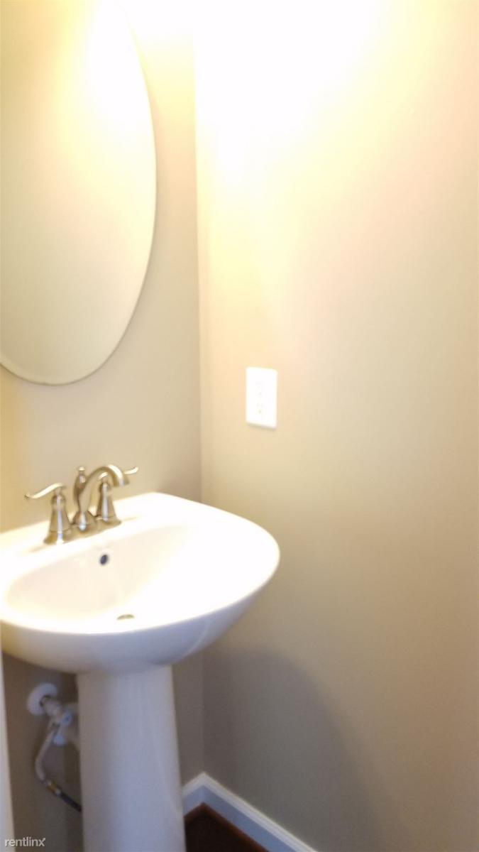 Building Photo - 9123 Landon House Ln