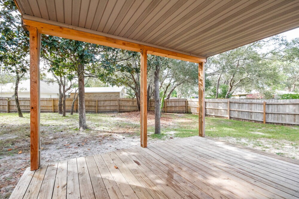 Building Photo - 411 Leafy Way Ave