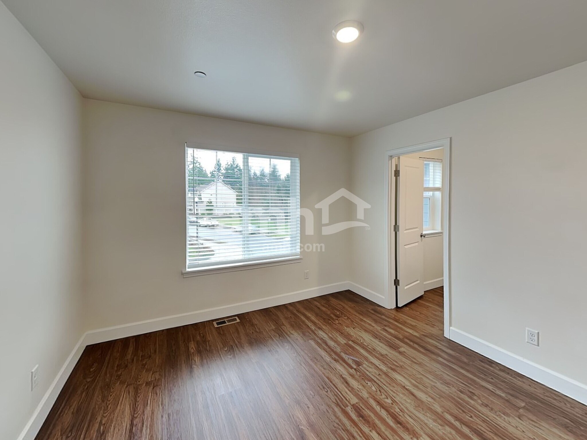 Building Photo - 10601 136th St Ct E