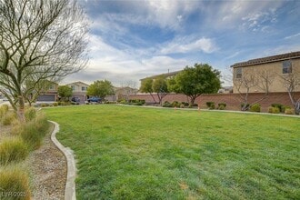 Building Photo - 864 Royal Amethyst Way