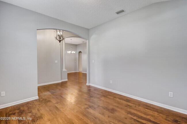 Building Photo - 4613 W Catbrier Ct