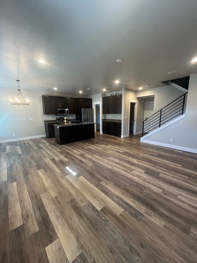 Building Photo - 1382 Pinecrest Trl