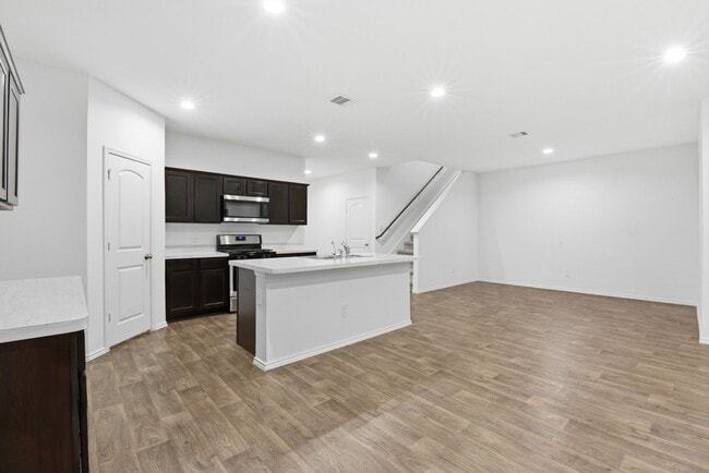 Building Photo - 5210 Ternberry Frst Ln