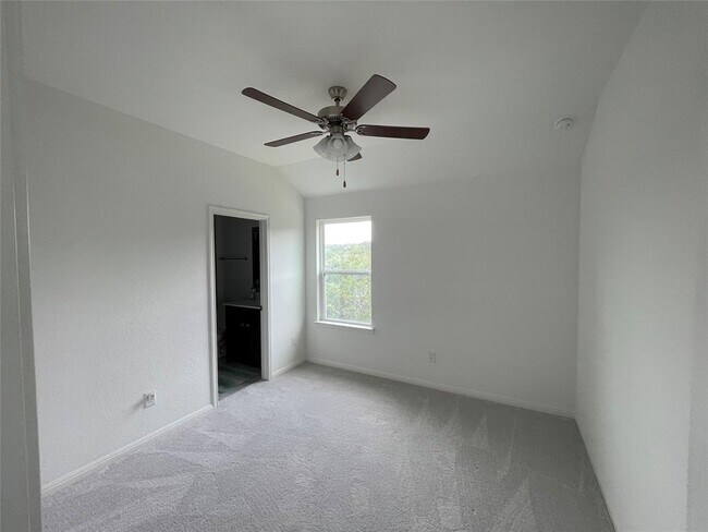 Building Photo - 1228 Brasano Pl