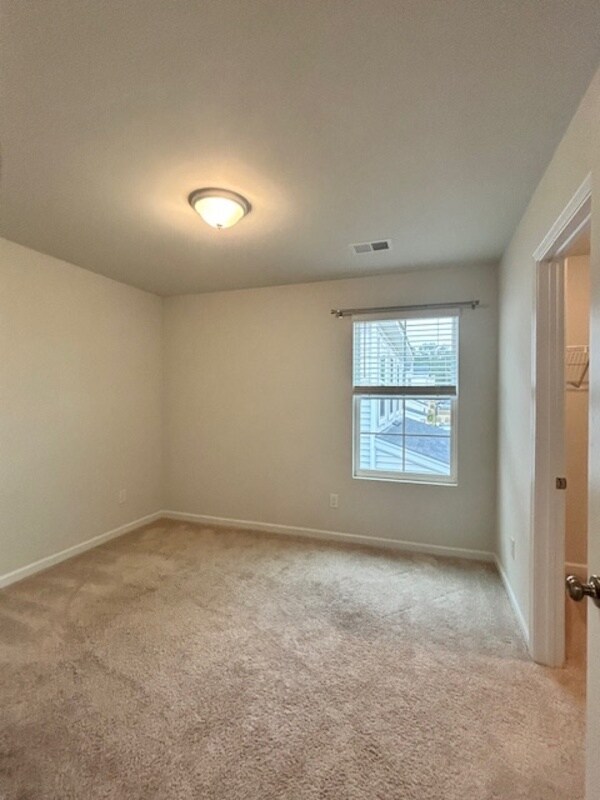 Building Photo - 2743 Prince Charles Ct