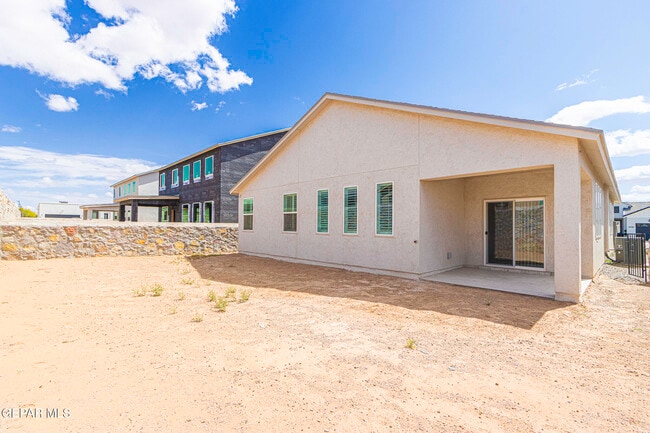 Building Photo - 10725 Walden Pond St